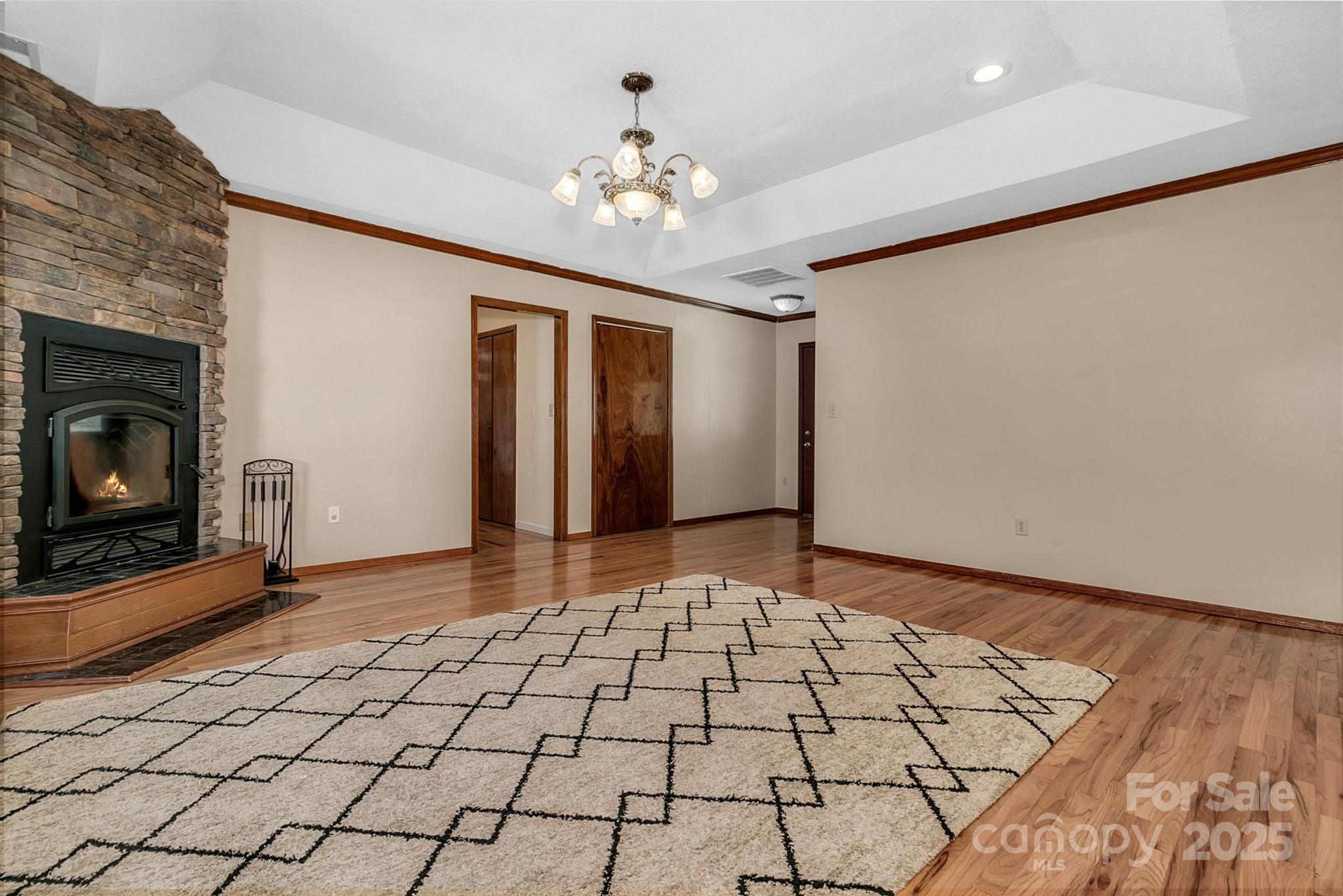 10 Lavender Lane Candler NC 28715
