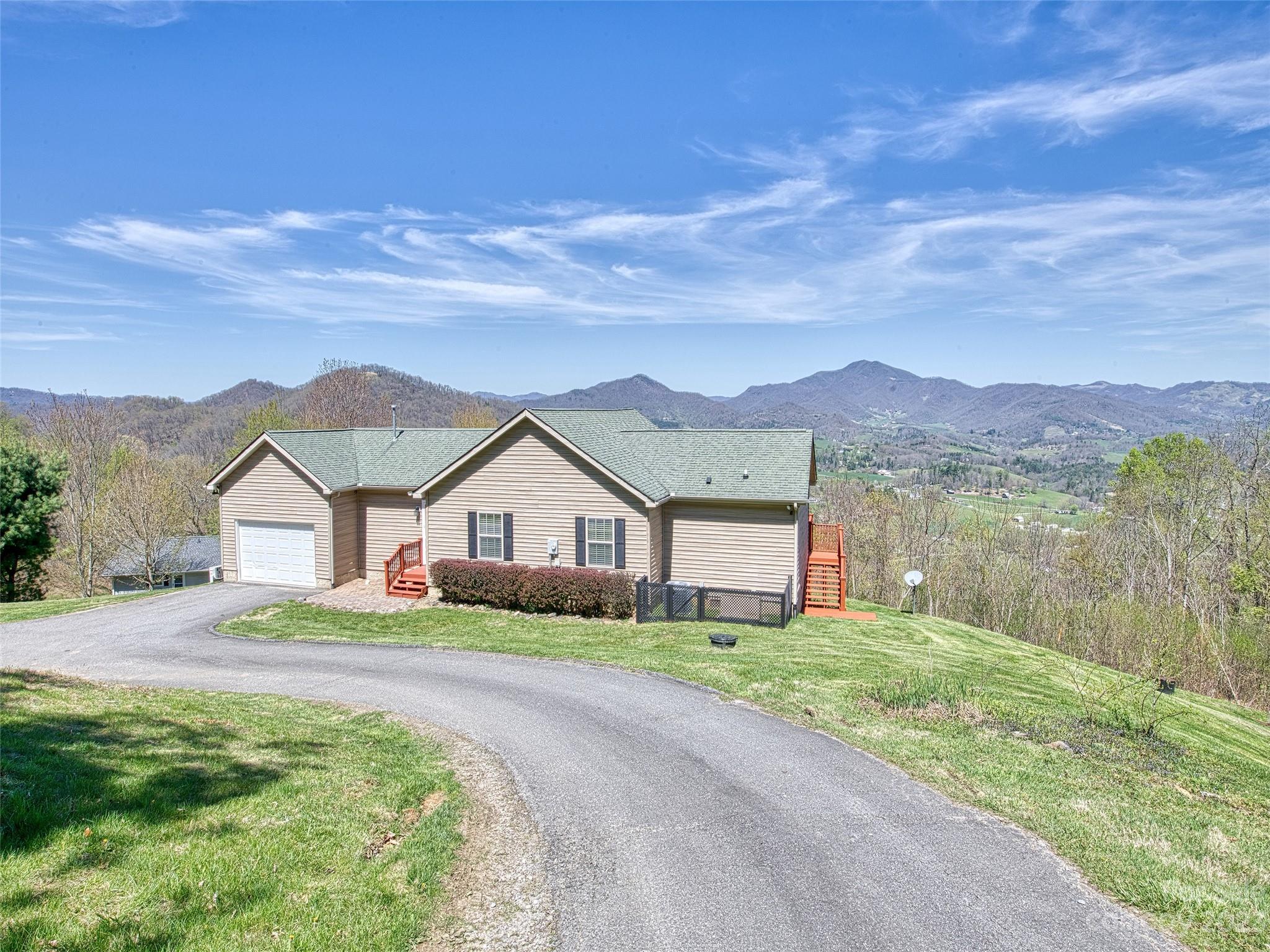 61 Morning Mist Lane Waynesville NC 28785