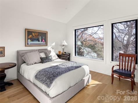 60 Harvard Place Asheville NC 28806