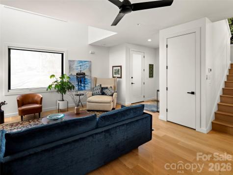 60 Harvard Place Asheville NC 28806