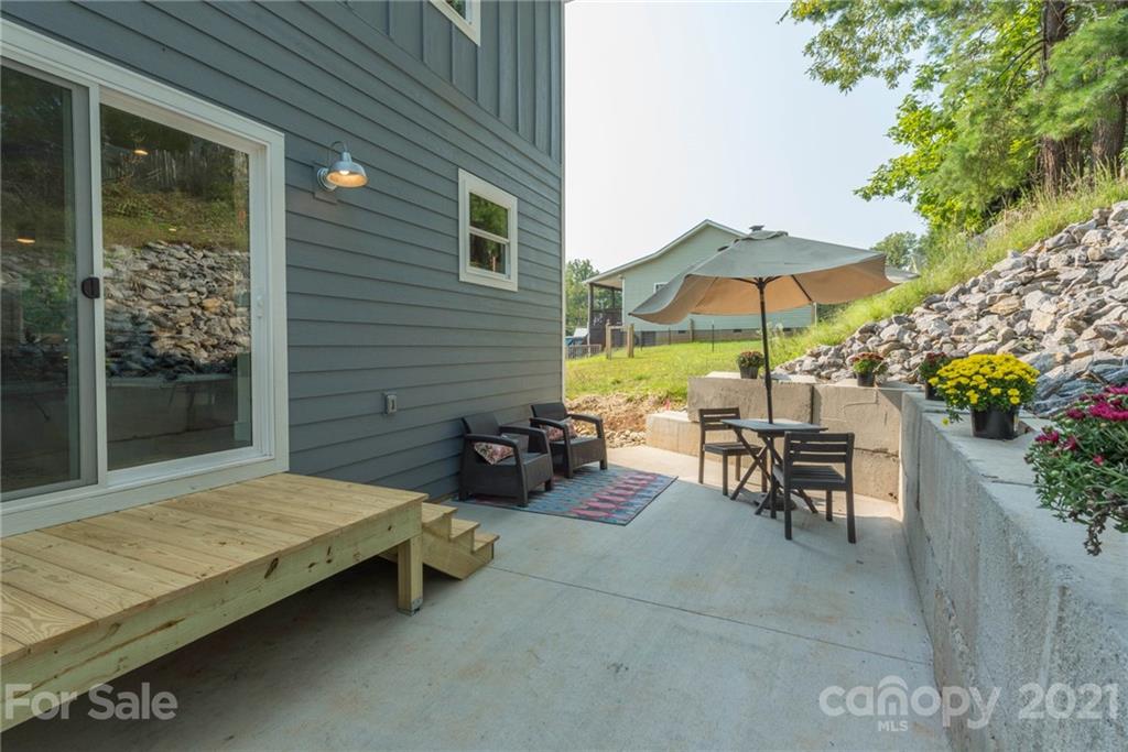 125 Waynesville Avenue Asheville NC 28806