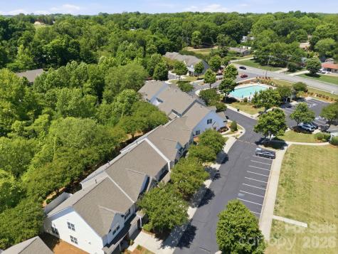 2548 Brackley Place NW Concord NC 28027