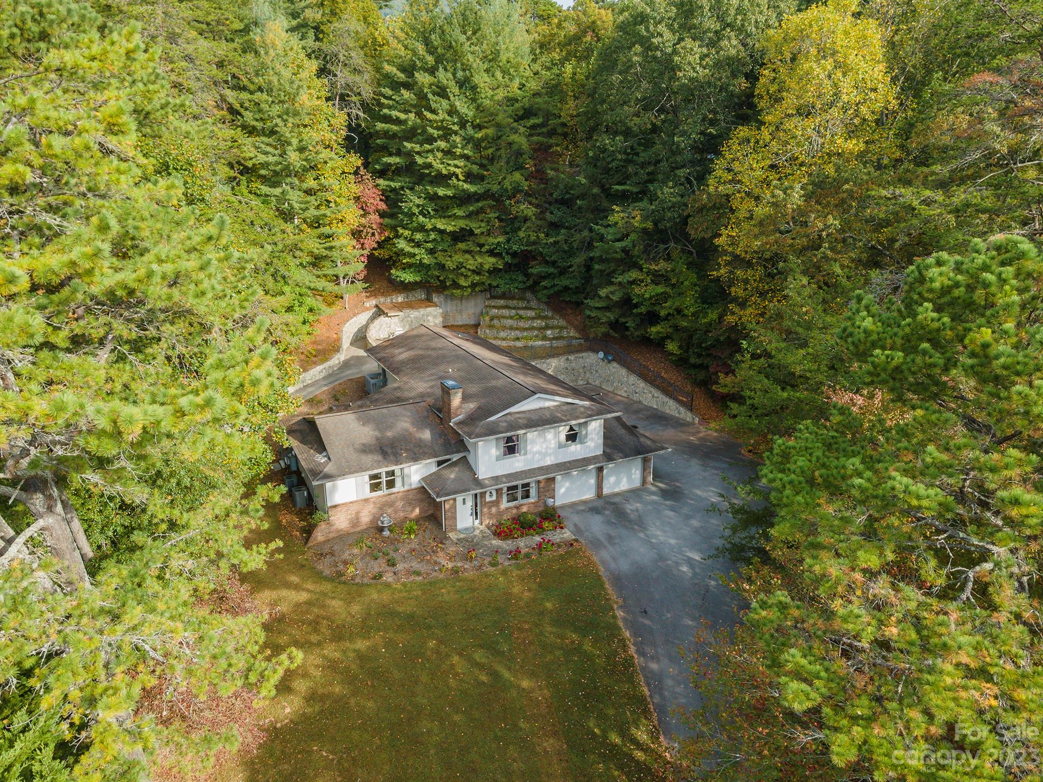 112 Churchill Downs Drive Fairview NC 28730