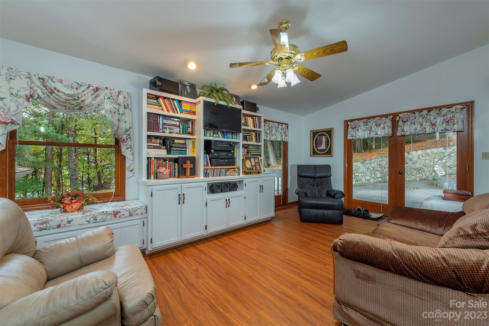 112 Churchill Downs Drive Fairview NC 28730
