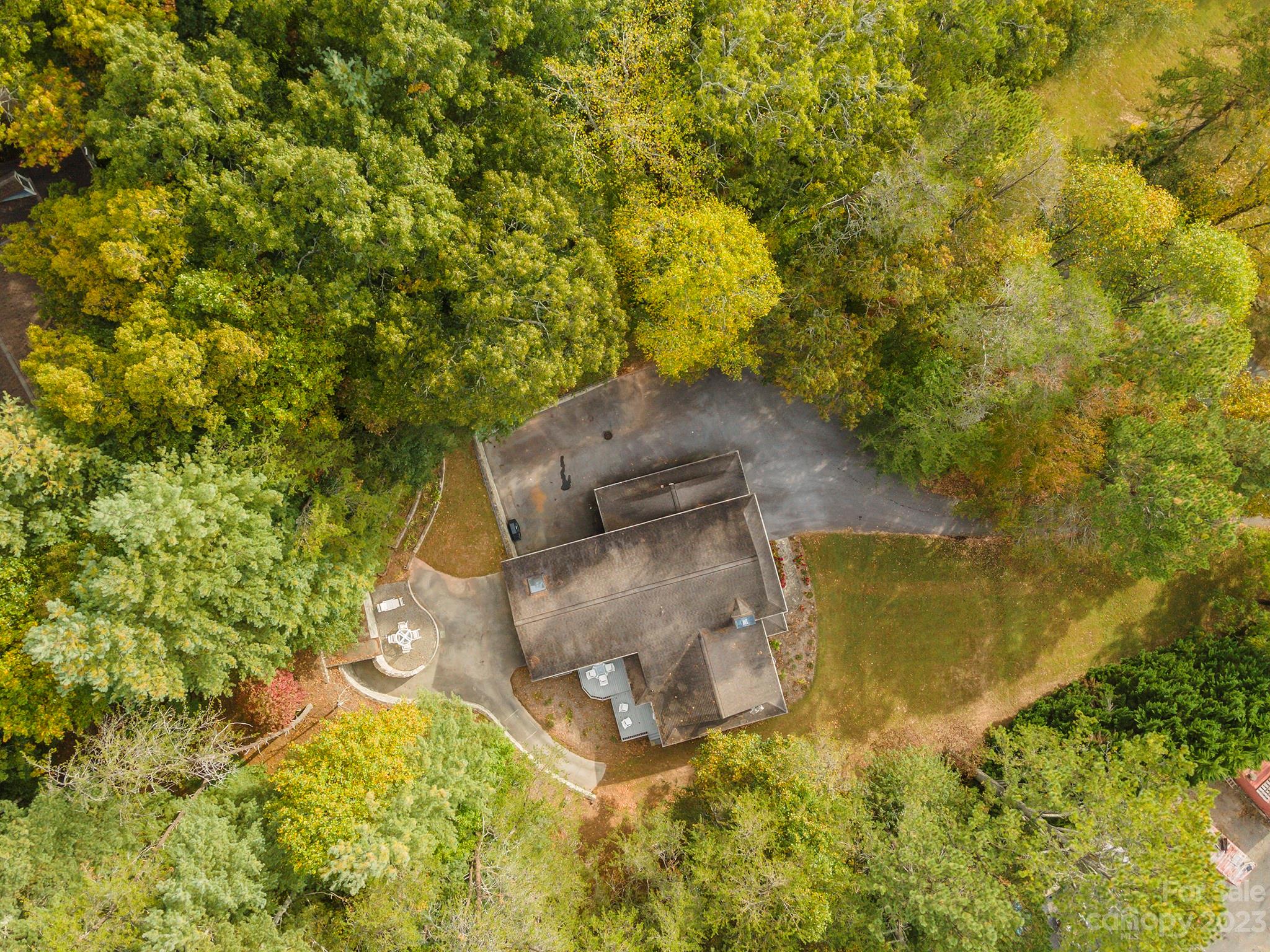 112 Churchill Downs Drive Fairview NC 28730