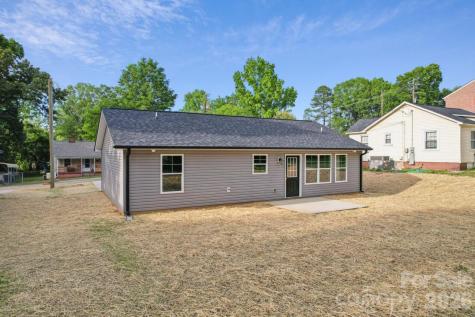 203 W 17th Street Kannapolis NC 28081