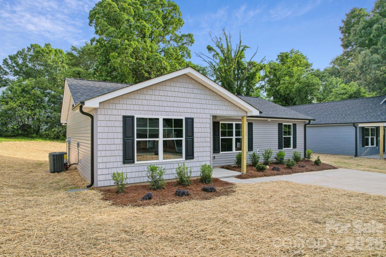 203 W 17th Street Kannapolis NC 28081