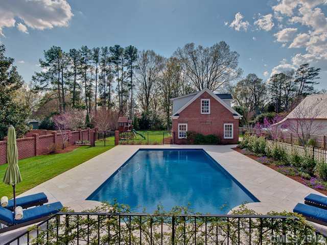 2228 Overhill Road Charlotte NC 28211