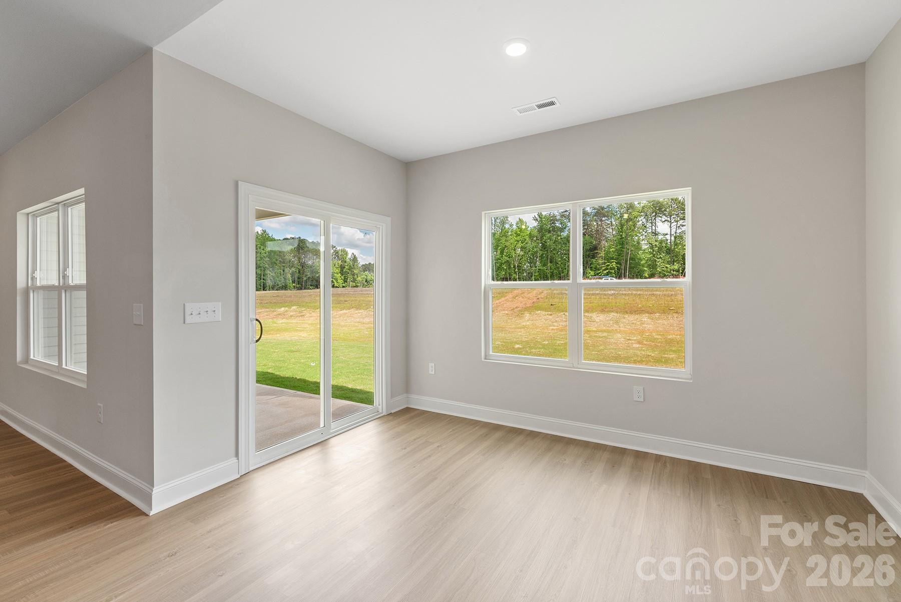 6607 Fairford Drive Charlotte NC 28215