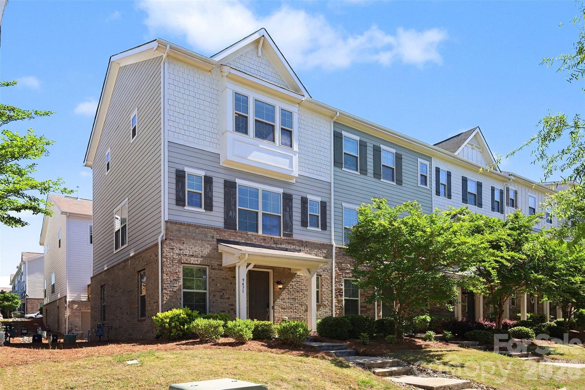 9431 Ainslie Downs Street Charlotte NC 28273