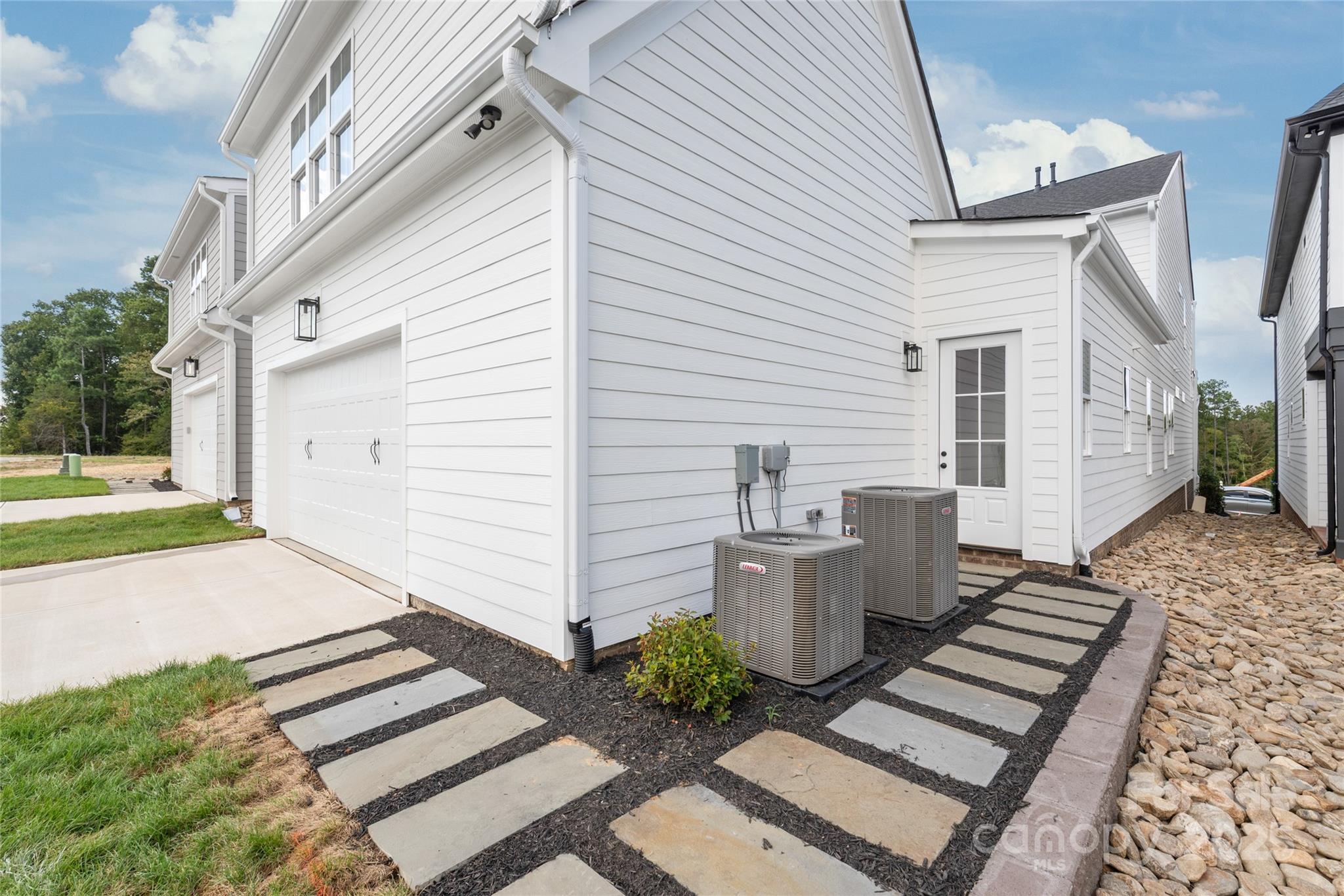 19028 Newburg Hill Road Davidson NC 28036