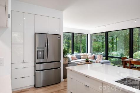 7 Haith Drive Asheville NC 28801