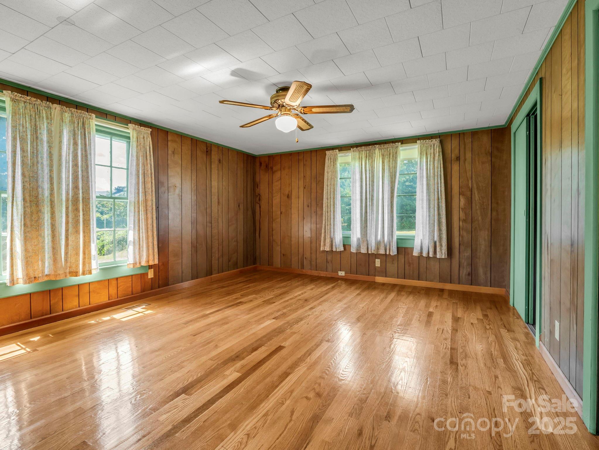 256 School Road Mill Spring NC 28756