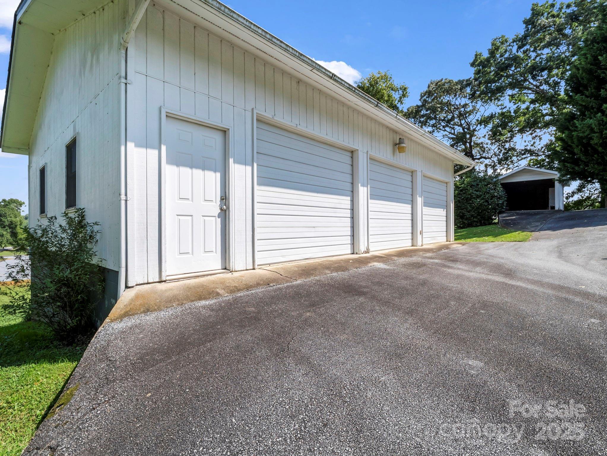 256 School Road Mill Spring NC 28756