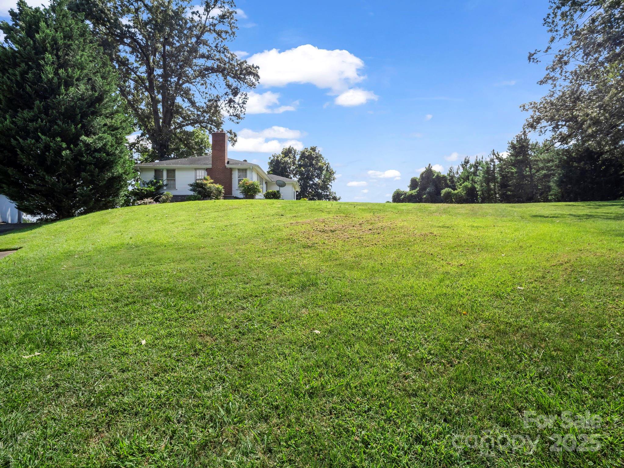 256 School Road Mill Spring NC 28756