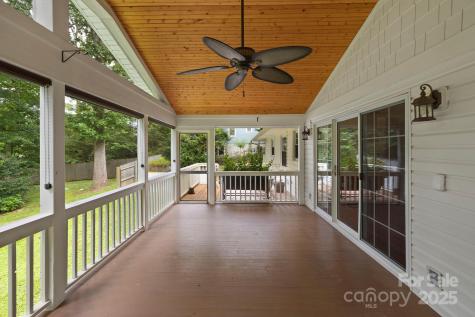 227 S Laurel Circle Drive Black Mountain NC 28711