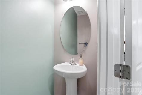10005 Kings Parade Boulevard Charlotte NC 28273