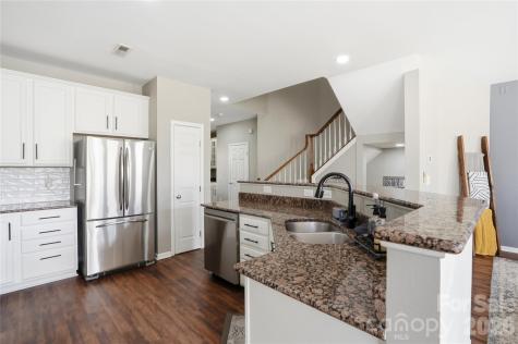 10005 Kings Parade Boulevard Charlotte NC 28273