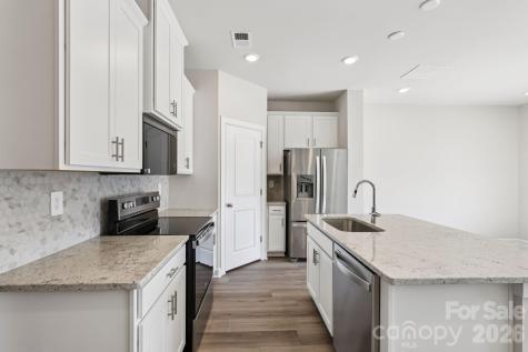 6118 Starview Terrace Charlotte NC 28216