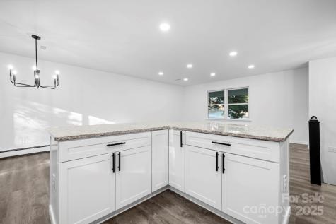 1185 10th Street Place Circle NW Hickory NC 28601
