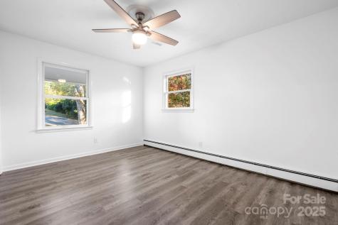 1185 10th Street Place Circle NW Hickory NC 28601