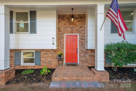 1185 10th Street Place Circle NW Hickory NC 28601