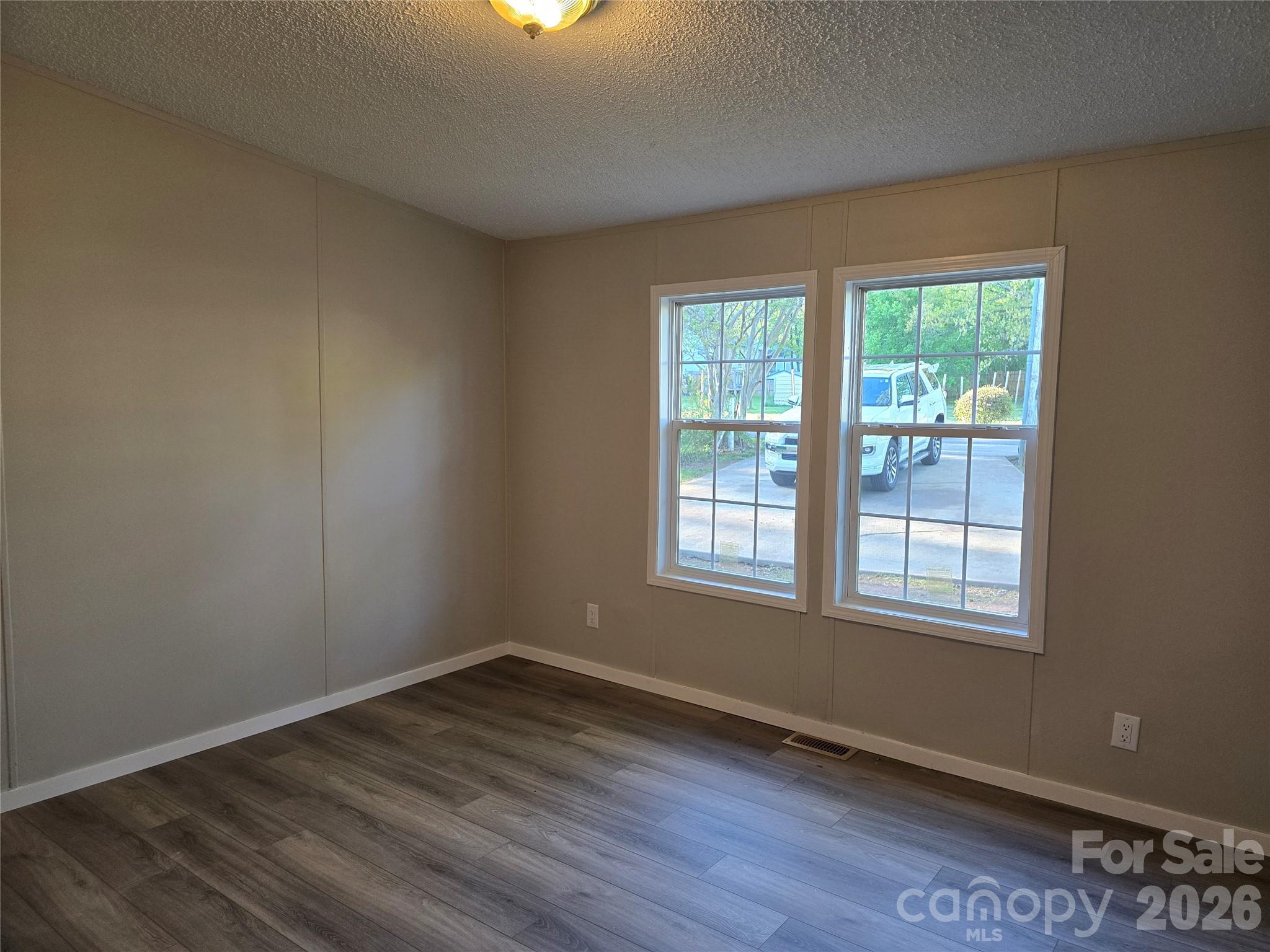 1731 Lakeview Drive Statesville NC 28677