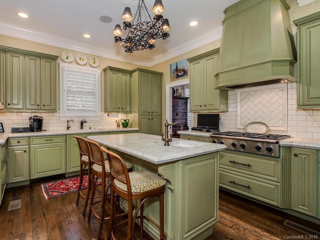 5142 Fairlawn Crescent Court Charlotte NC 28226