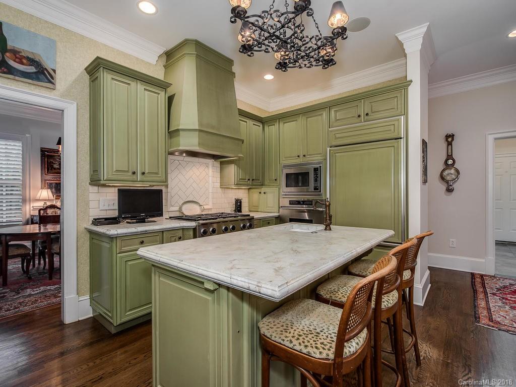 5142 Fairlawn Crescent Court Charlotte NC 28226