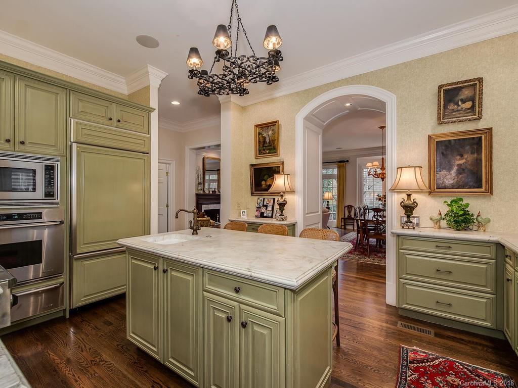 5142 Fairlawn Crescent Court Charlotte NC 28226