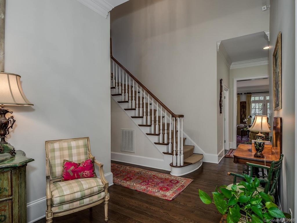 5142 Fairlawn Crescent Court Charlotte NC 28226