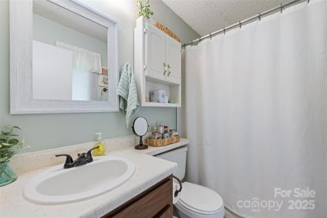 16 Fieldstone Court Arden NC 28704