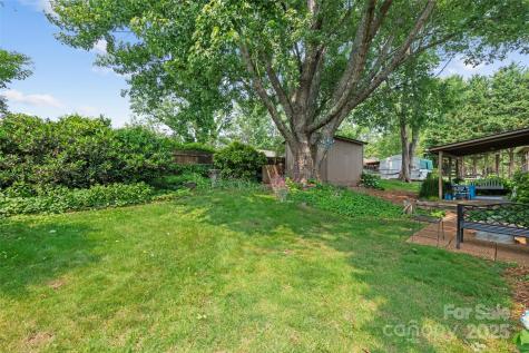 16 Fieldstone Court Arden NC 28704