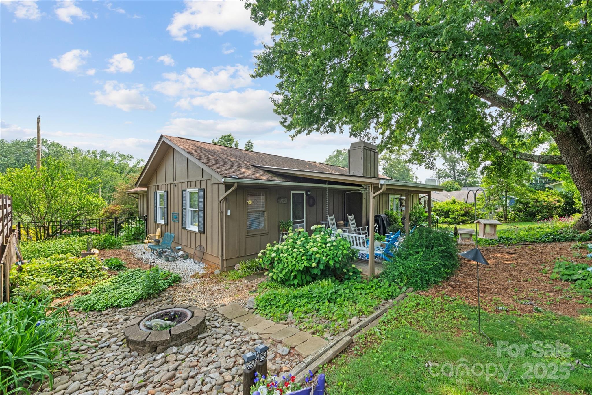 16 Fieldstone Court Arden NC 28704