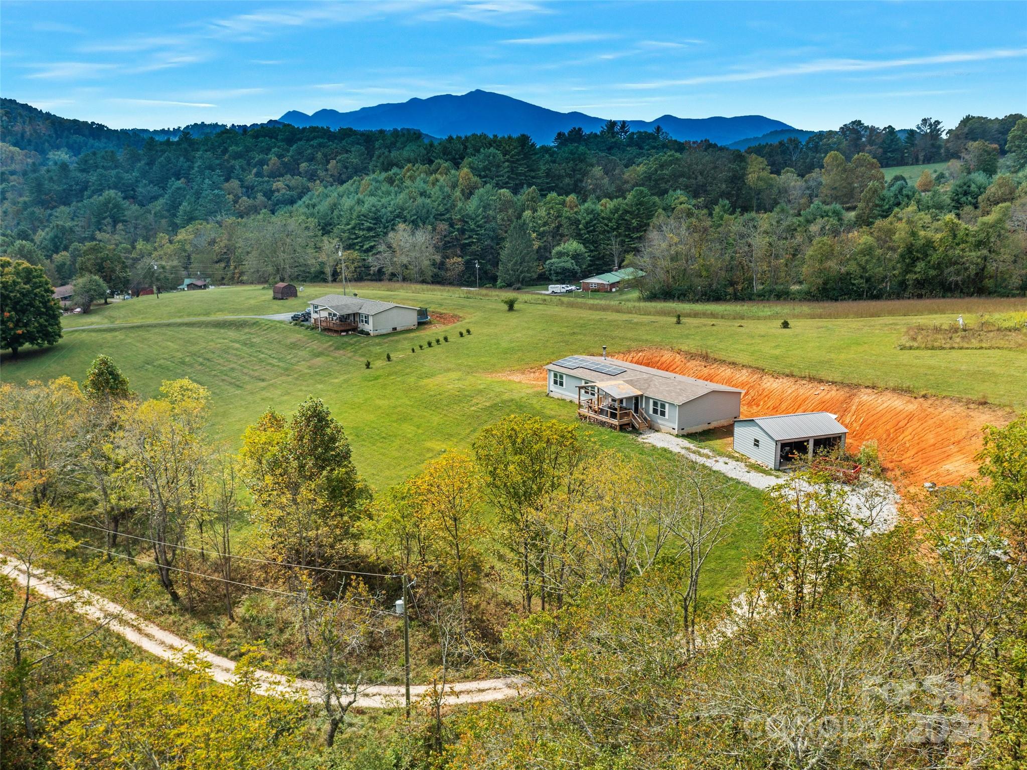 3734 Snow Creek Road Bakersville NC 28705