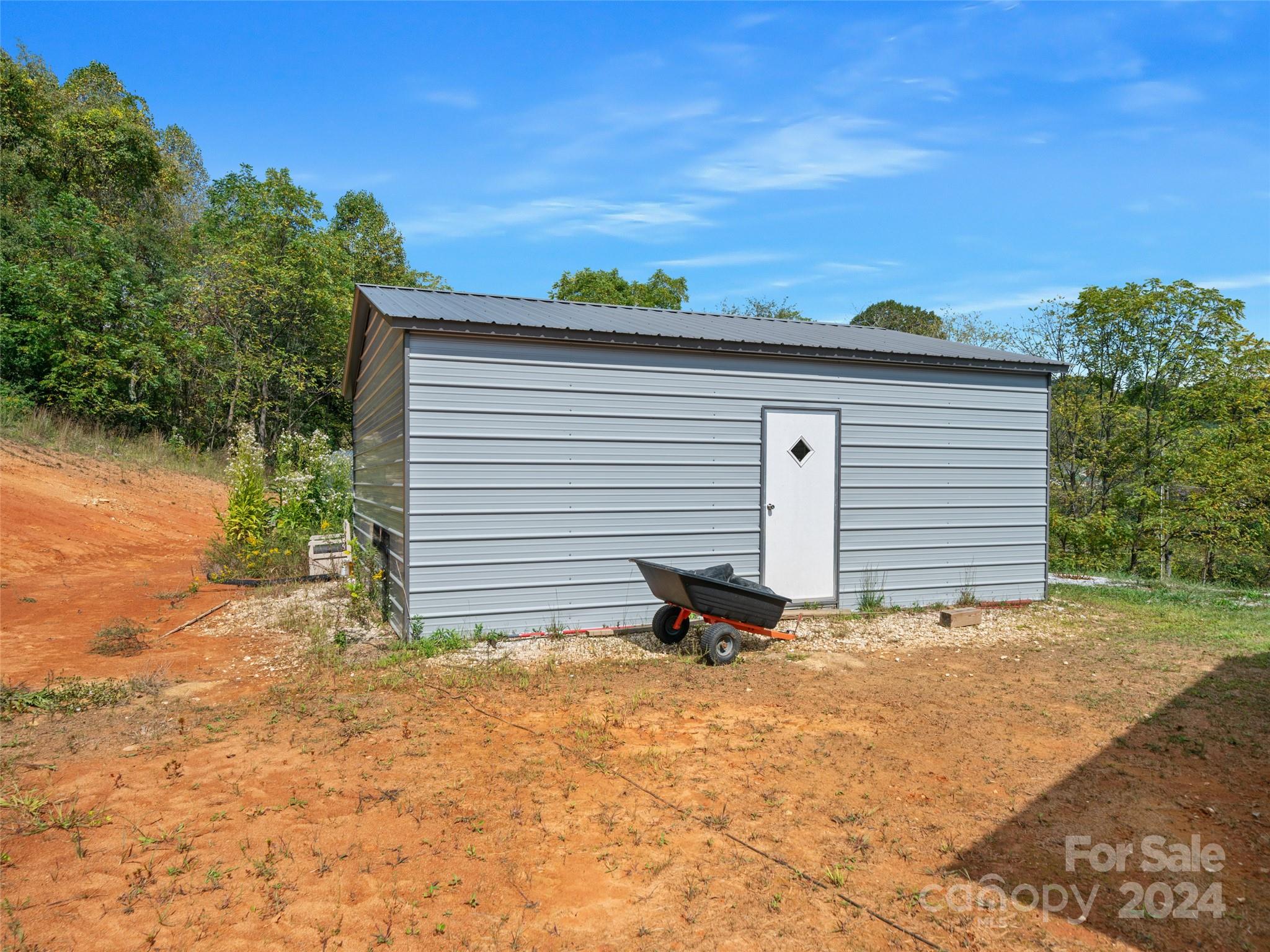 3734 Snow Creek Road Bakersville NC 28705