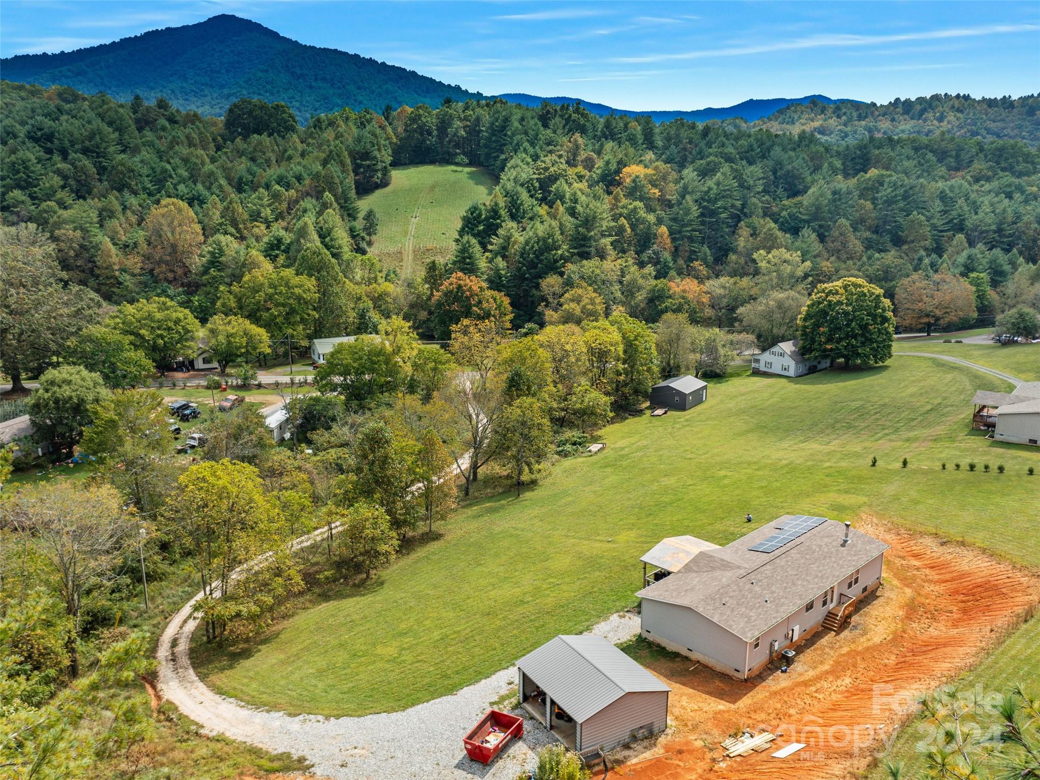 3734 Snow Creek Road Bakersville NC 28705