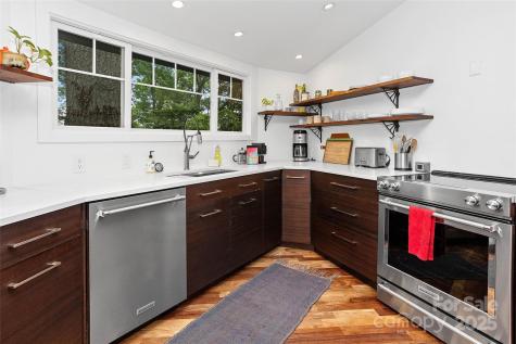 826 Town Mountain Road Asheville NC 28804