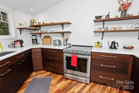 826 Town Mountain Road Asheville NC 28804