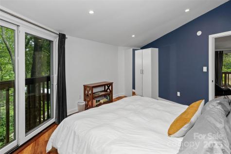 826 Town Mountain Road Asheville NC 28804