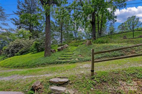 826 Town Mountain Road Asheville NC 28804