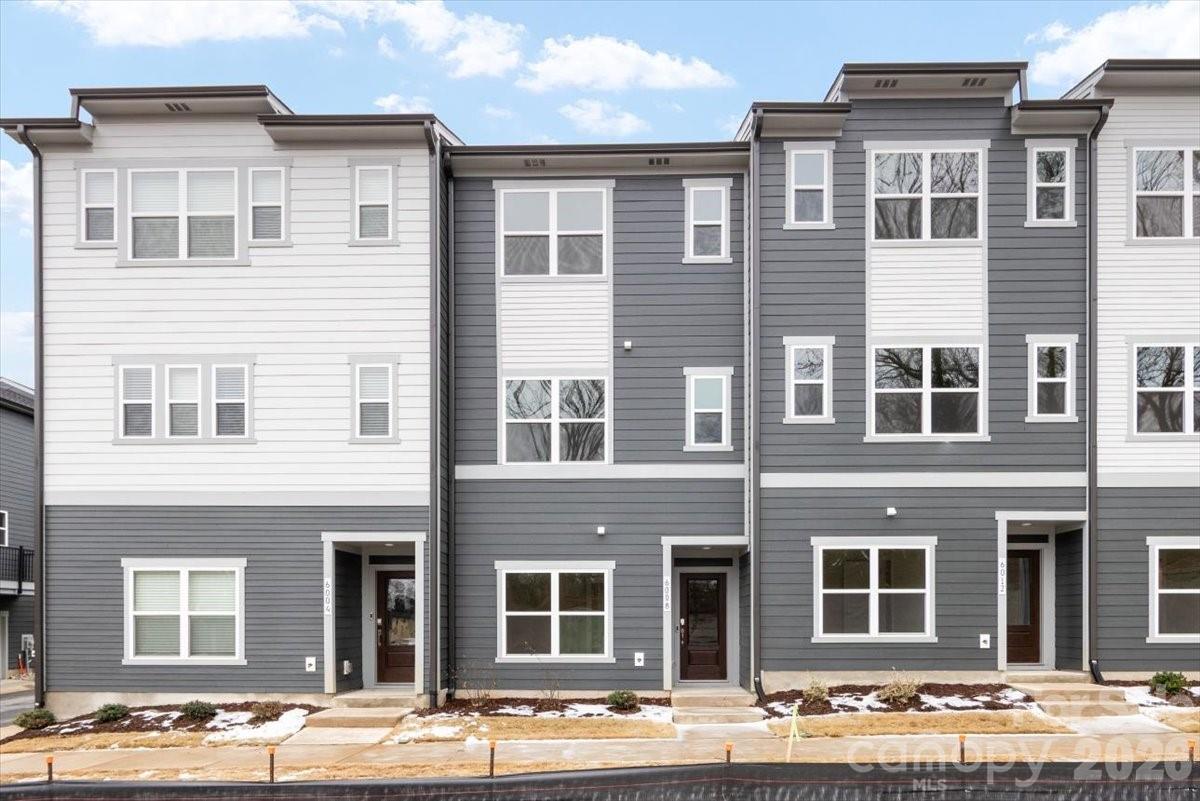 6008 Pivot Court Charlotte NC 28205