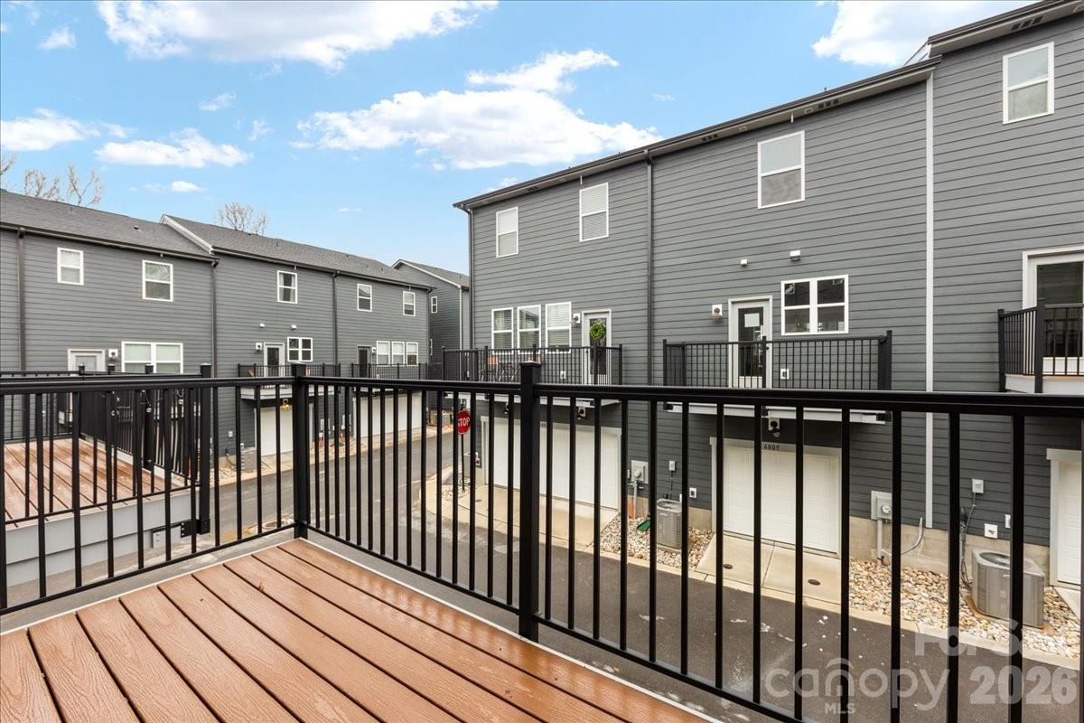 6008 Pivot Court Charlotte NC 28205