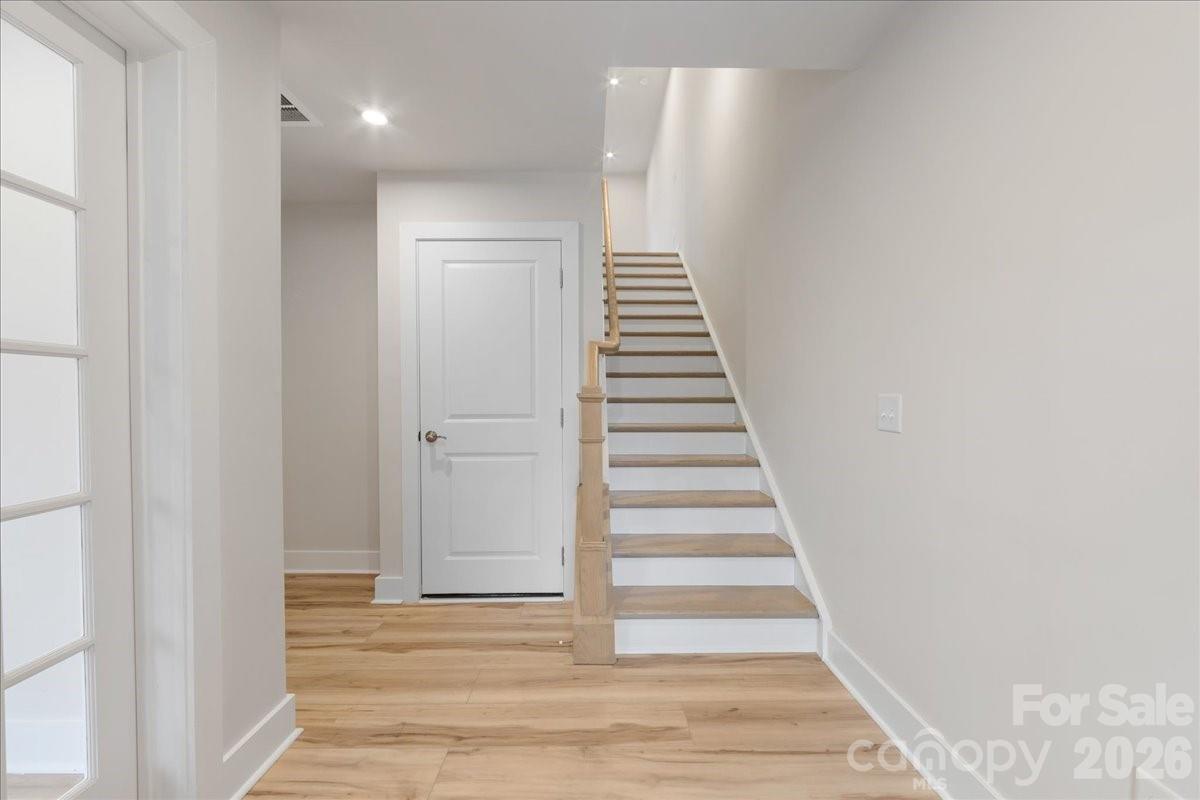 6008 Pivot Court Charlotte NC 28205