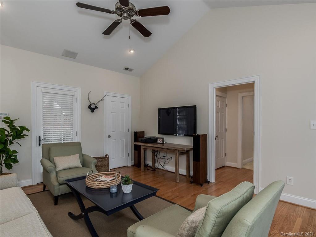 330 Hillside Avenue Charlotte NC 28209