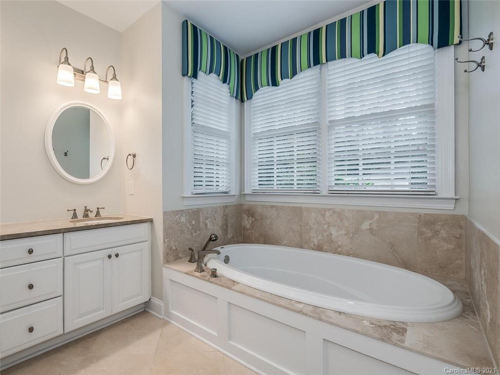 330 Hillside Avenue Charlotte NC 28209