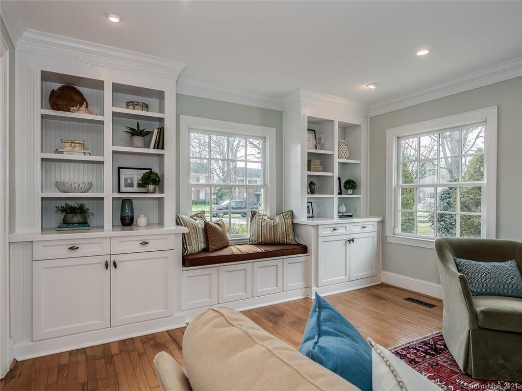 330 Hillside Avenue Charlotte NC 28209
