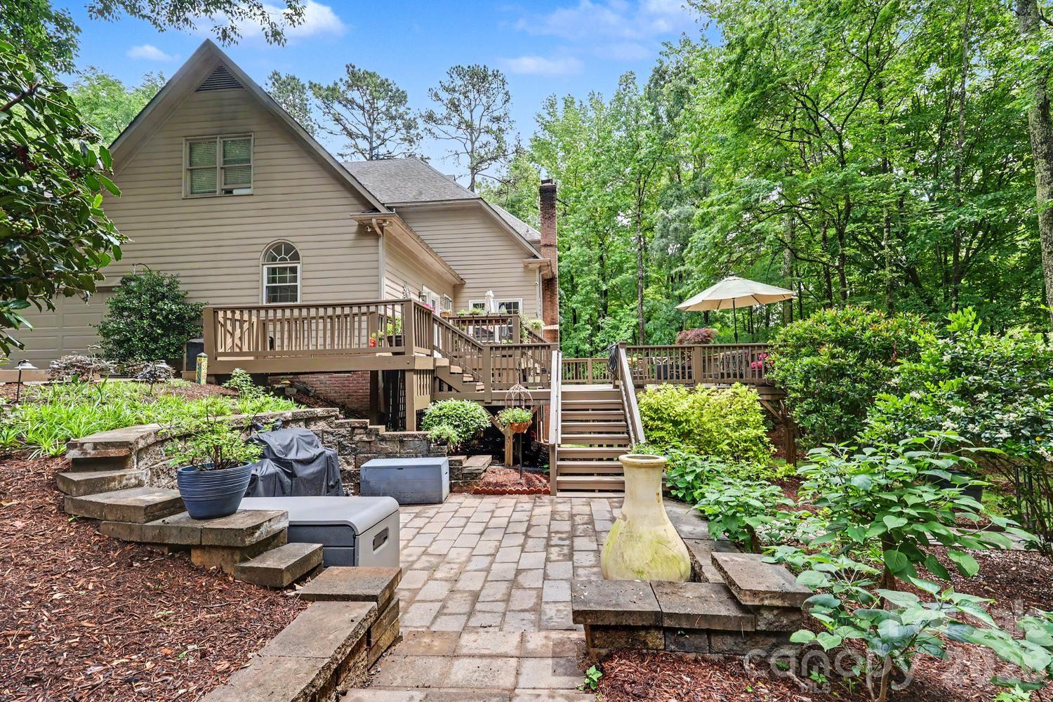 1218 Gateshead Lane Matthews NC 28105