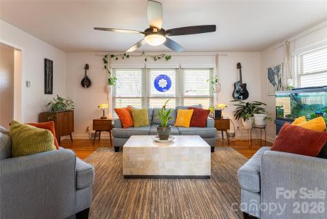 10 Lance Lane Asheville NC 28806