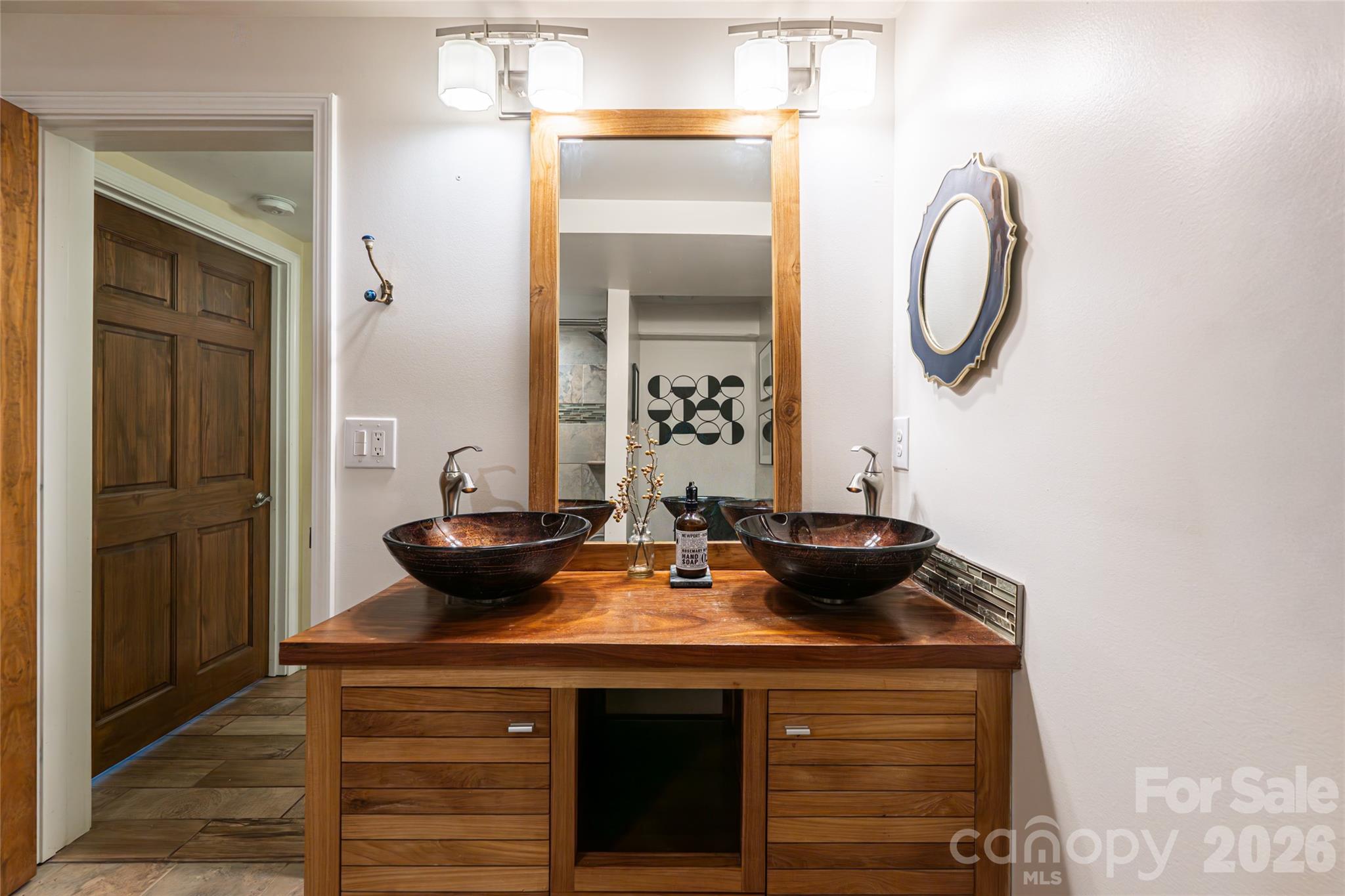 10 Lance Lane Asheville NC 28806